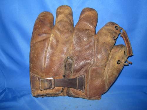 Si Johnson Goldsmith AG10 Back